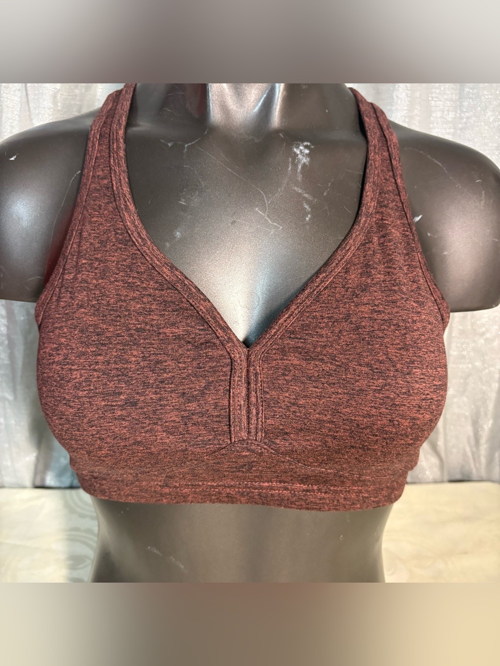 dip Maroon Heather V-Neck Seamless Sports Bra